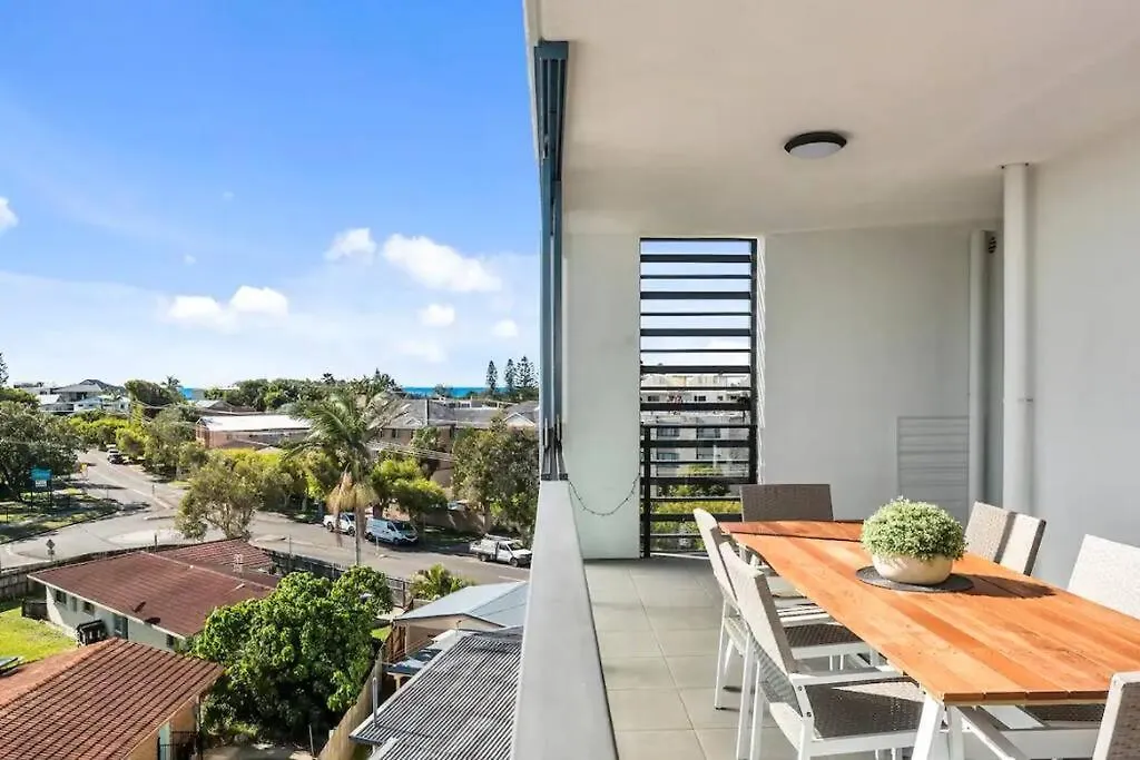 Modern Coastal Apartment - Walk To Beach And Shops Buddina Australia