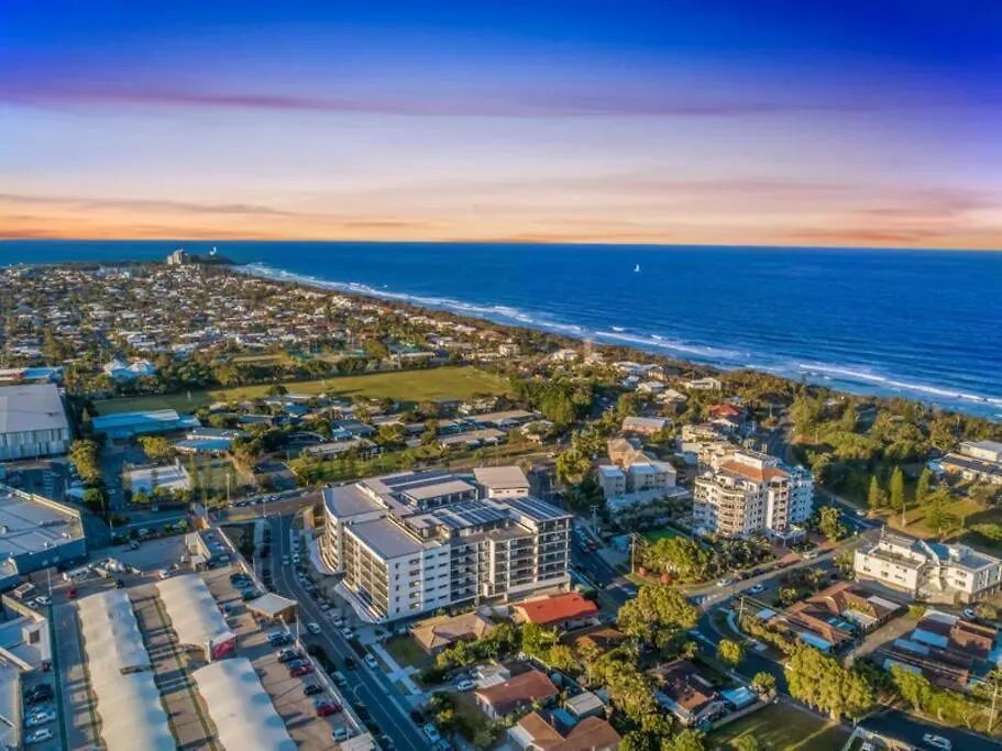 Modern Coastal Apartment - Walk To Beach And Shops Buddina Australien